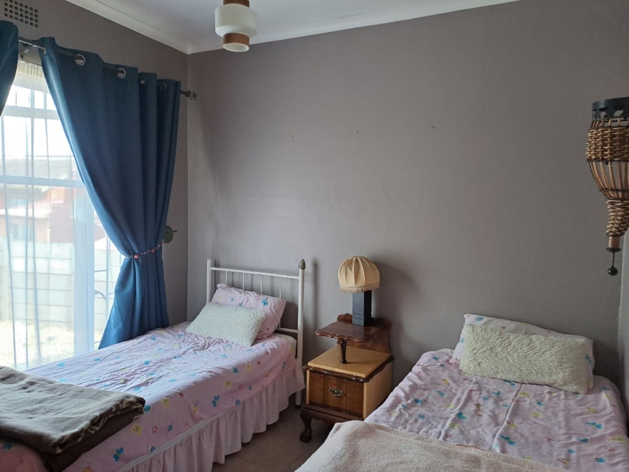 3 Bedroom Property for Sale in Vredenburg Western Cape